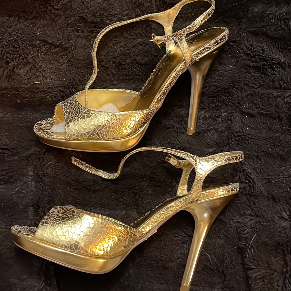 Bakers Gold Dress Shoes Gem